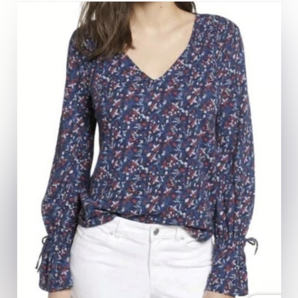 Lucky Brand V-neck Navy Floral Print Longsleeve Top